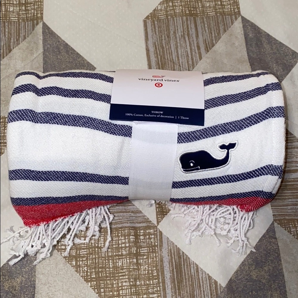RARE Vineyard Vines/Target Throw Blanket